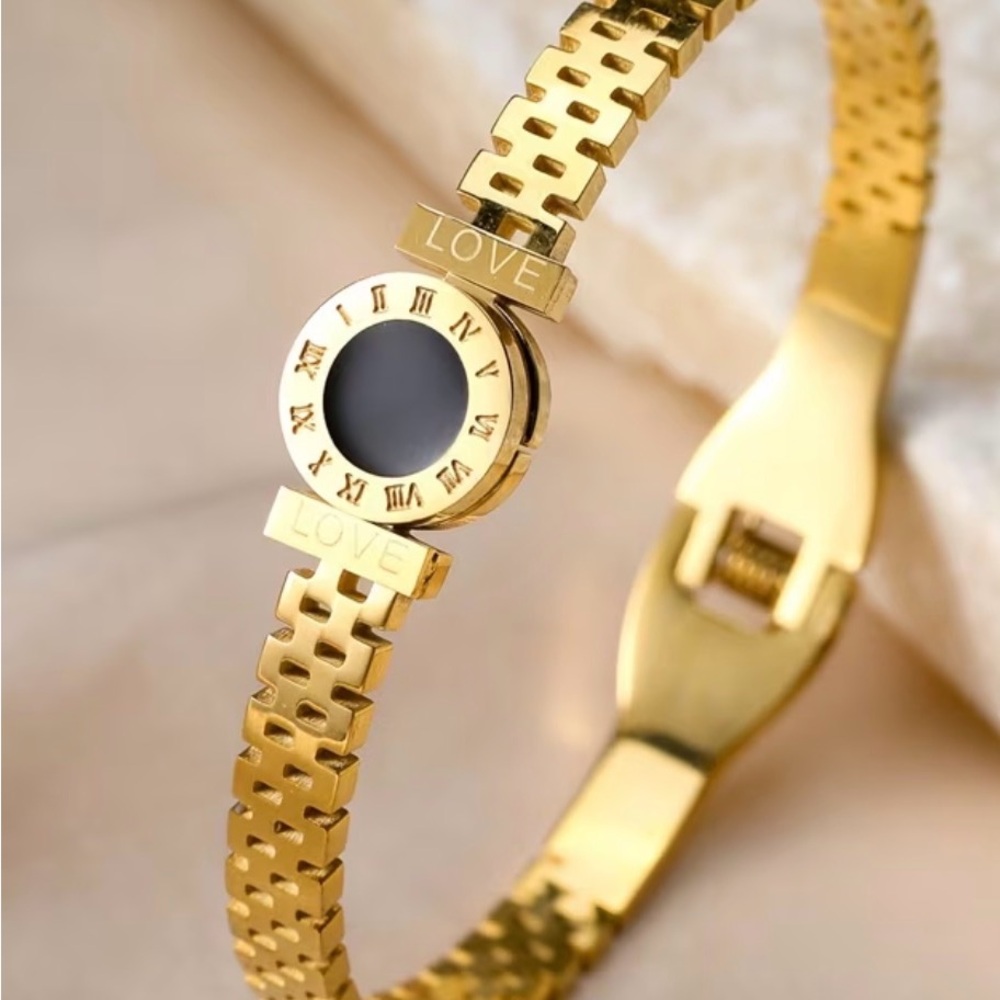 Gold Love Bracelet